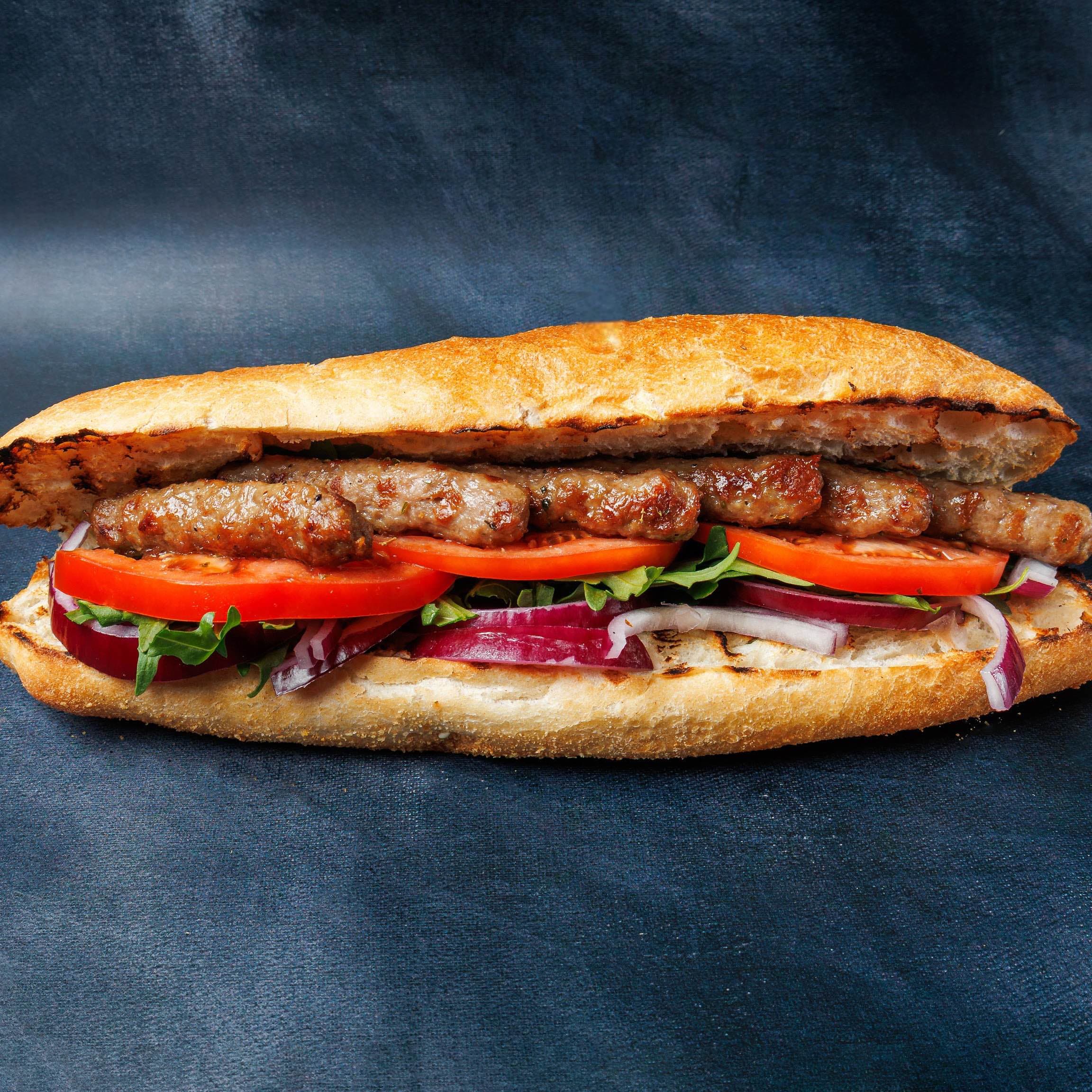 Köfte Ekmek — Izmir Köftecisi (Konak-Grill) Berlin